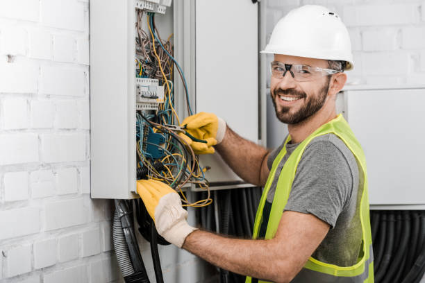 Best Licensed Electrician  in Riverside, NY